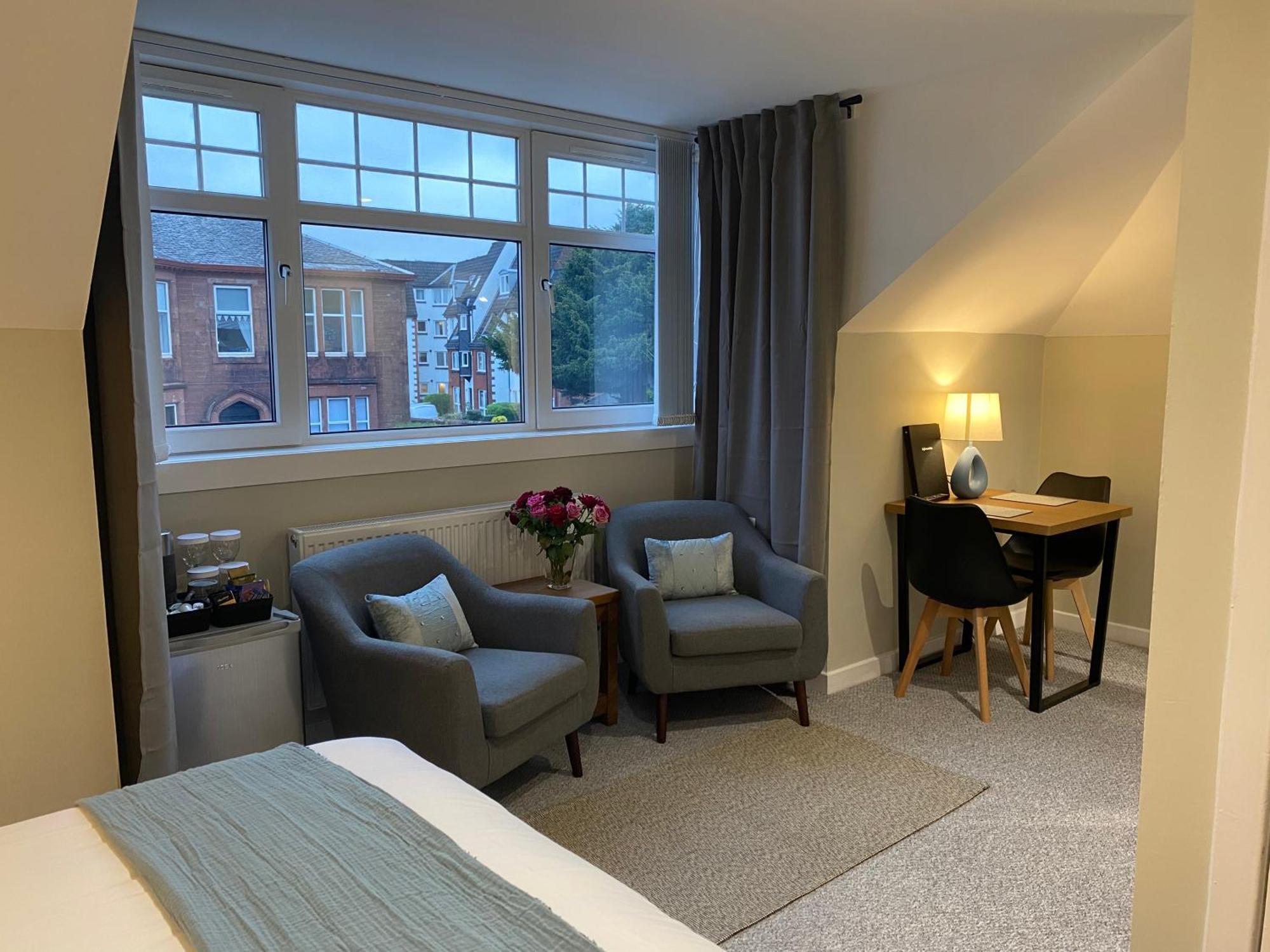 Peacock Guest House Largs Dış mekan fotoğraf